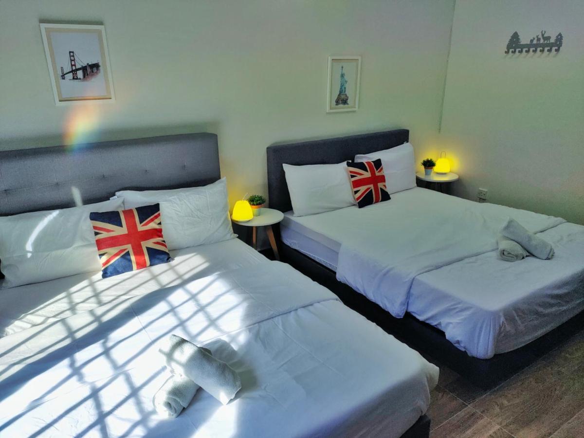 Semi-Detached, Up To 21 Pax, 4 Bedrooms, 3 Bathrooms, 4 Car Parks By Star Home Bayan Lepas Exterior photo