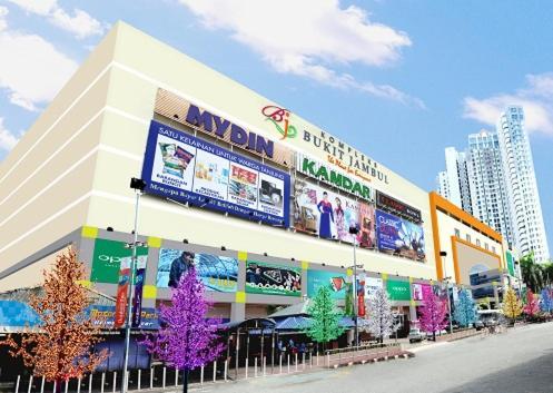 Semi-Detached, Up To 21 Pax, 4 Bedrooms, 3 Bathrooms, 4 Car Parks By Star Home Bayan Lepas Exterior photo